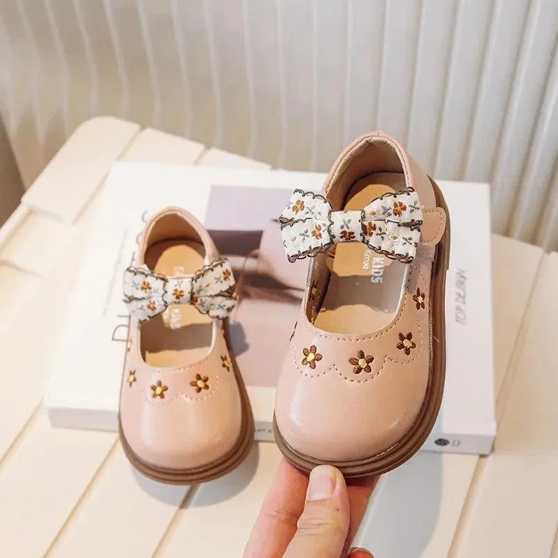 Children's Casual Shoes - Flat with Embroider Bowtie - TSS302