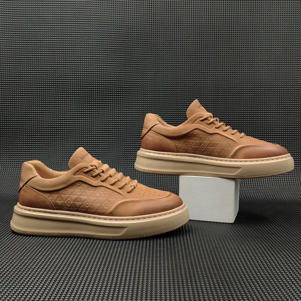 Men Minimalist Embossed Breathable Leather Casual Shoes