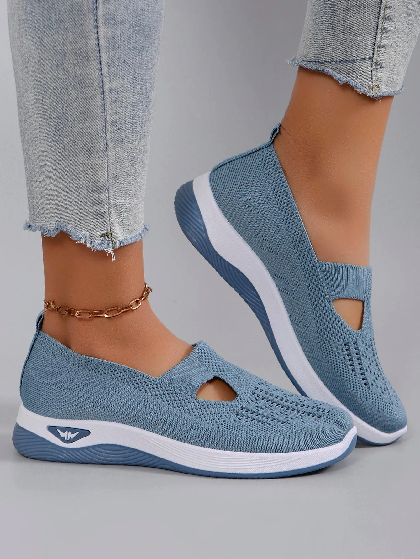 Spring new women's sports shoes, fashionable, breathable, lightweight, non-slip, wear-resistant, casual sports shoes, flat shoes