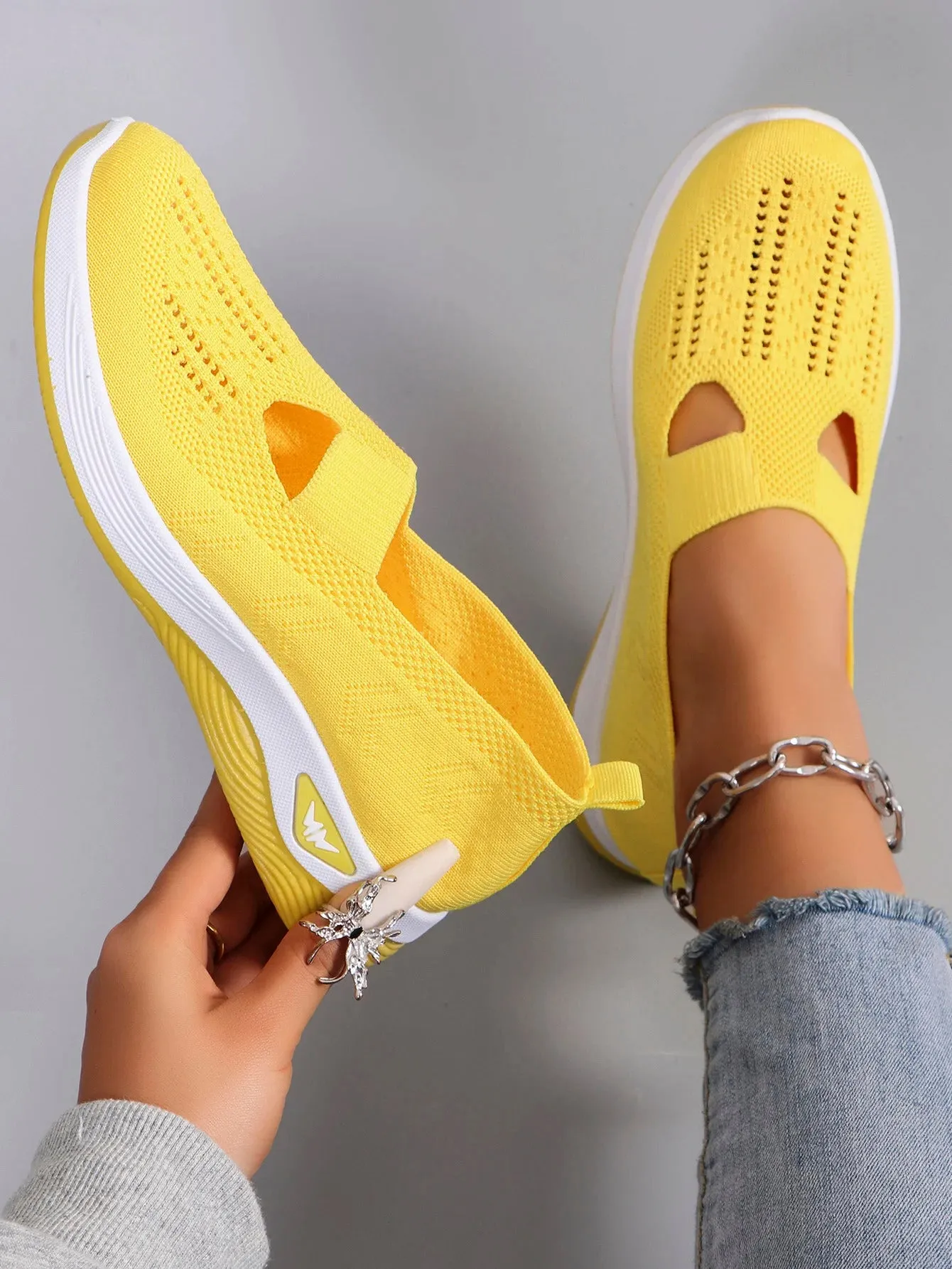 Spring new women's sports shoes, fashionable, breathable, lightweight, non-slip, wear-resistant, casual sports shoes, flat shoes