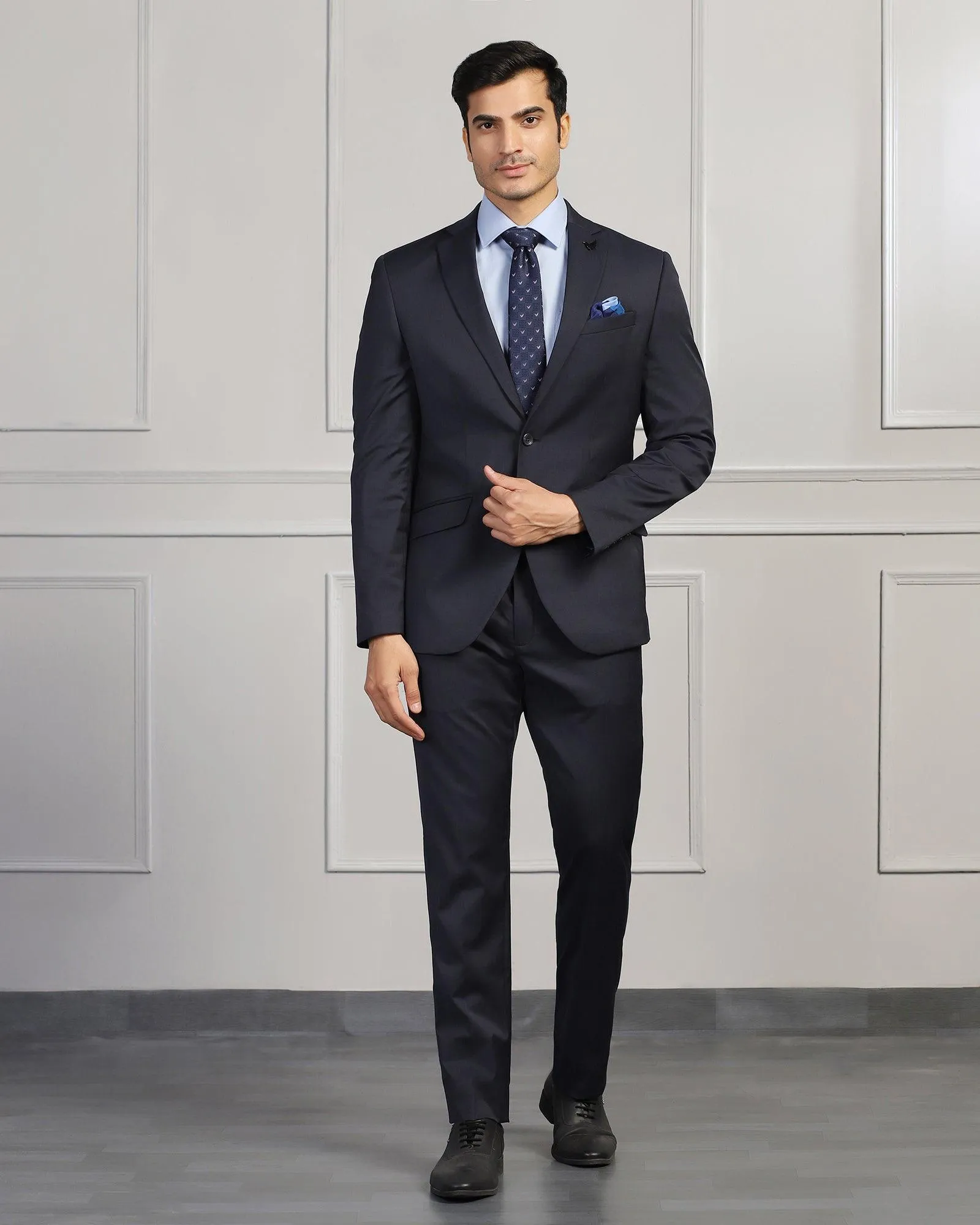 Two Piece Navy Solid Formal Suit - Beryl