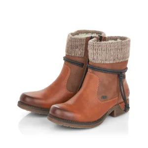 Women's Rieker Fee Color: Cayenne